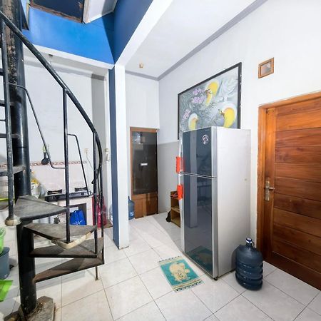 Mutiara Babarsari Homestay Jogja Yogyakarta Bagian luar foto